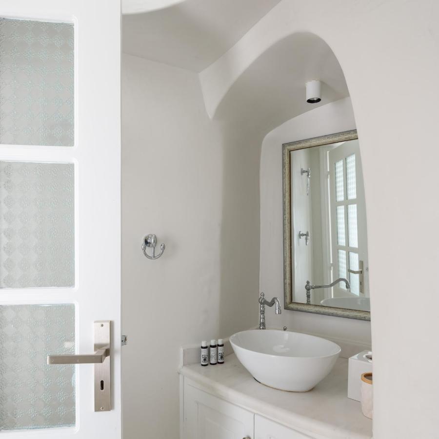 Lathouri Cave Villa Oia  Exterior photo